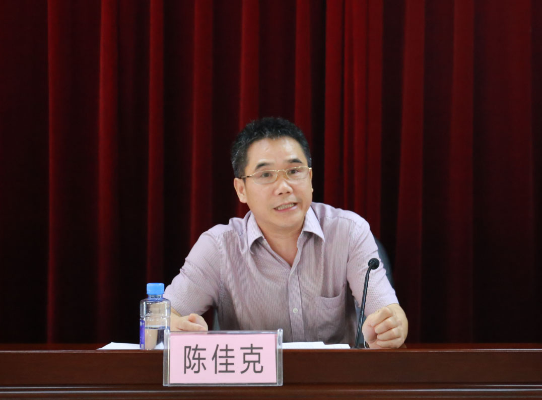 02、領導.jpg